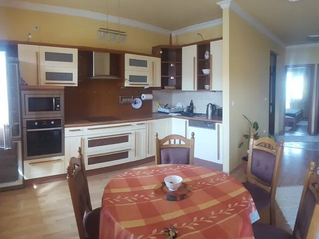 Eladó lakás Debrecen, Belváros, Bethlen 80 nm