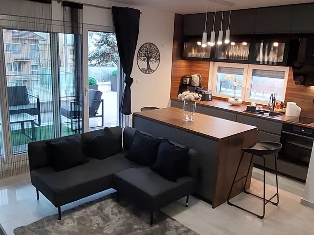 Kiadó lakás Debrecen, Széchenyikert 69 nm