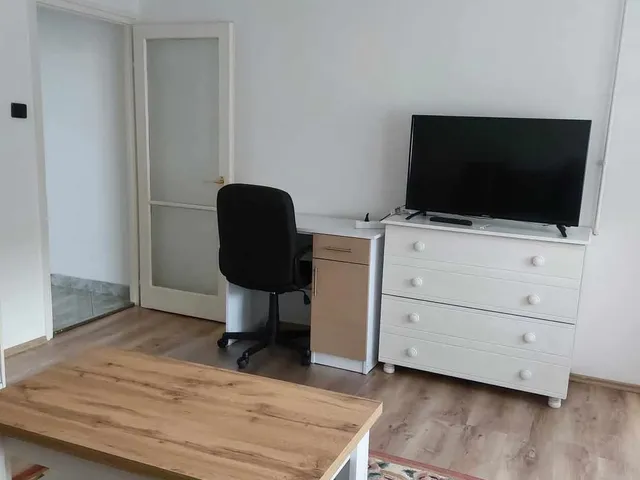 Kiadó lakás Debrecen, Nagyerdő, Hatvani István 68 nm