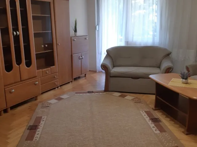 Kiadó lakás Debrecen, Széchenyikert 54 nm