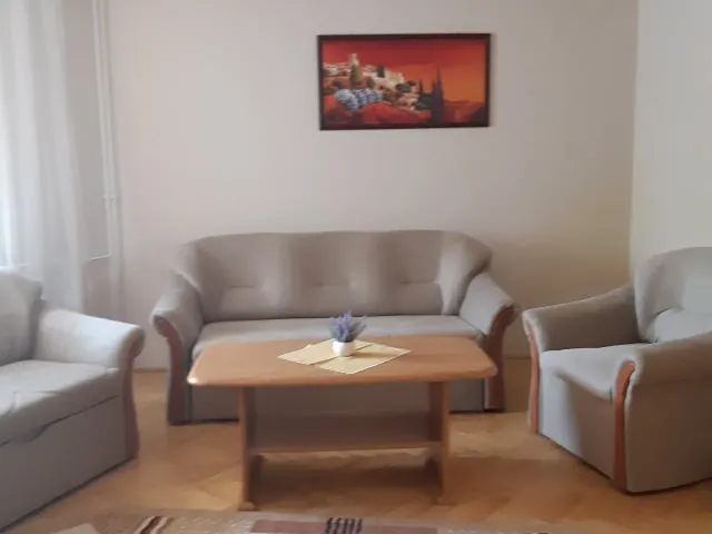 Kiadó lakás Debrecen, Széchenyikert, Sesztina 54 nm