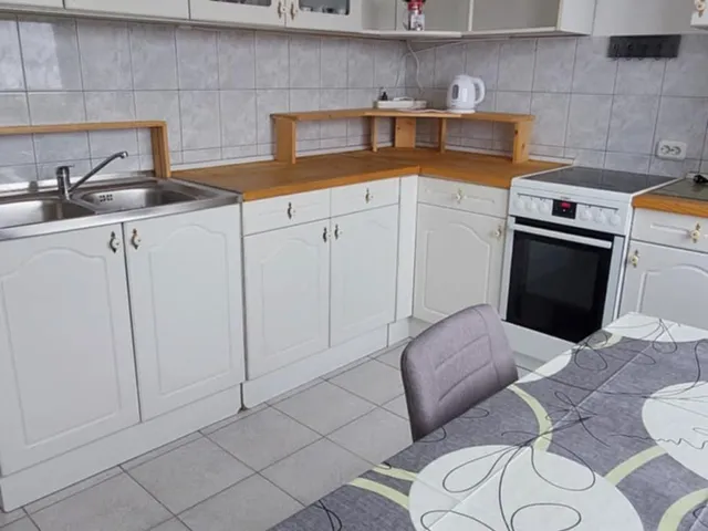 Kiadó lakás Debrecen, Tócóskert 67 nm