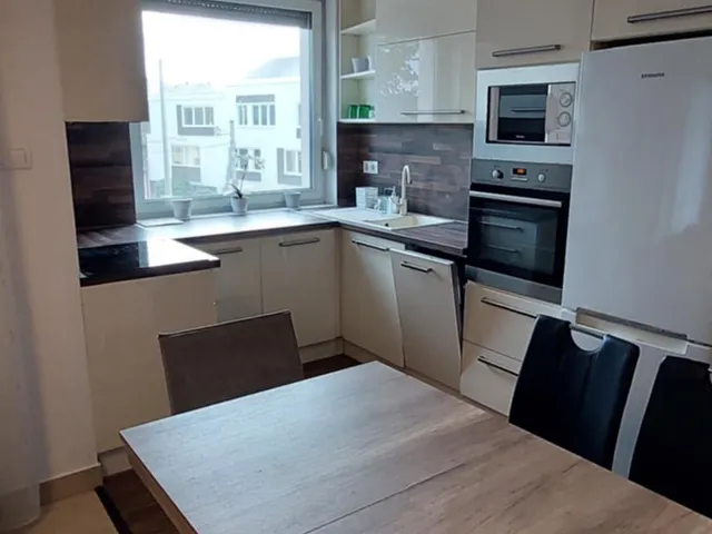 Kiadó lakás Debrecen, Belváros, Rákóczi 52 nm