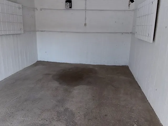 Eladó garázs Debrecen, Fényesudvar 17 nm