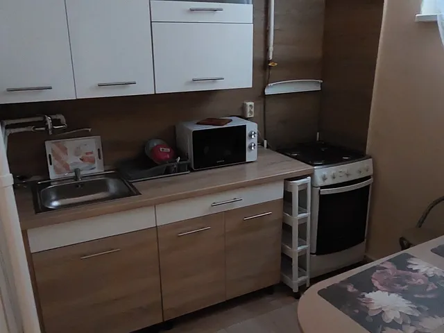 Kiadó lakás Debrecen, Belváros, Batthyány 57 nm