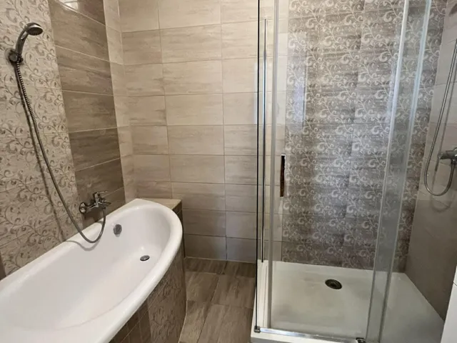 Kiadó lakás Debrecen, Homokkert, Híd köz 77 nm