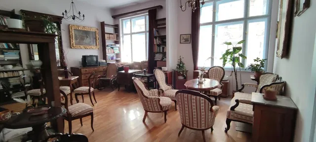 Eladó lakás Budapest VIII. kerület, II. János Pál pápa tér 98 nm
