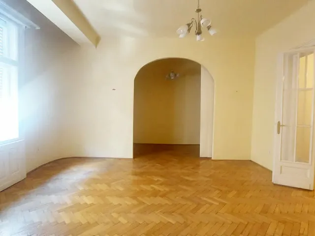 Eladó lakás Budapest XIII. kerület, Újlipótváros, 1025 Hollán Ernő utca 136 nm