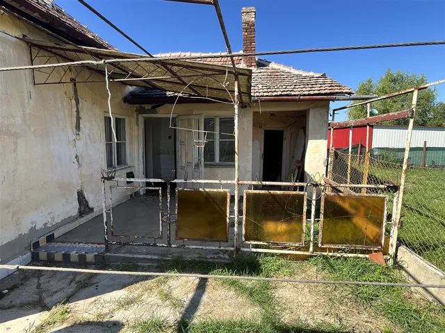 Eladó ház Sarkad 75 nm