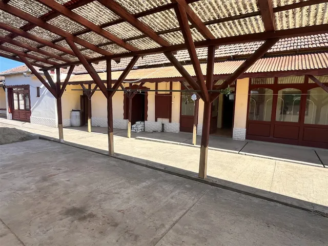 Eladó ház Sarkad 165 nm