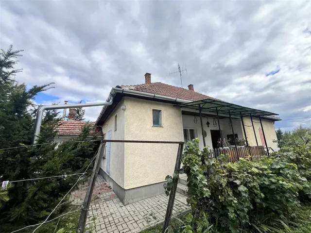 Eladó ház Doboz 100 nm