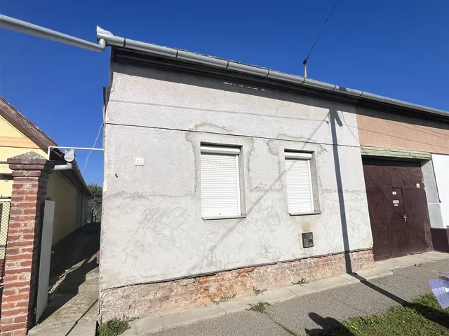 Eladó ház Sarkad 49 nm