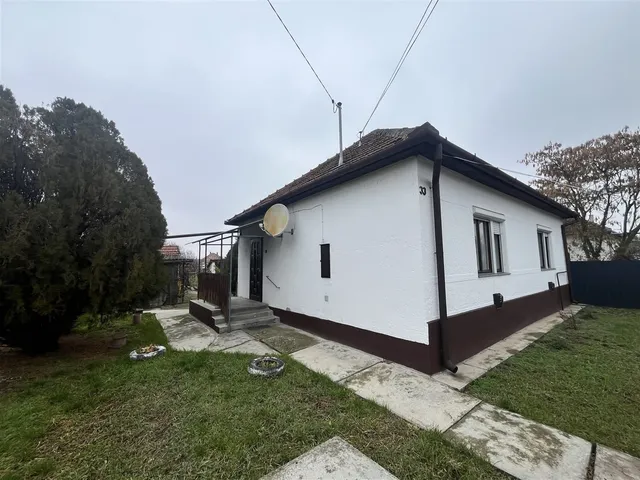 Eladó ház Sarkad 70 nm