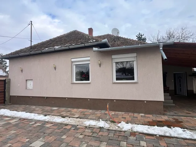 Eladó ház Sarkad 90 nm