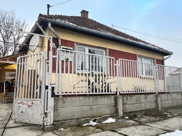 Eladó ház Sarkad 75 nm