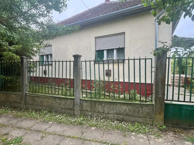 Eladó ház Sarkadkeresztúr 100 nm
