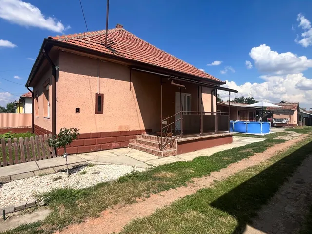 Eladó ház Sarkad 120 nm
