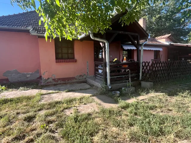 Eladó ház Sarkad 76 nm