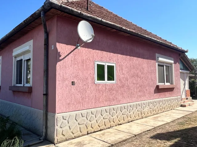 Eladó ház Sarkad 80 nm