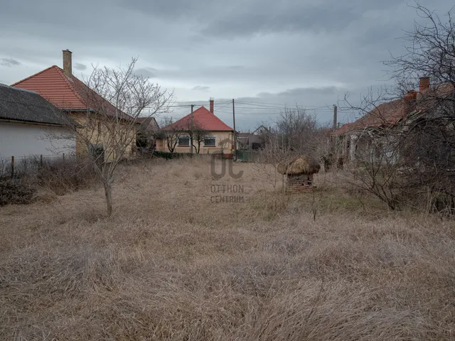 Eladó telek Nádudvar 1117 nm