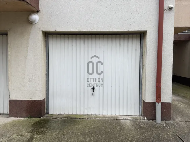 Eladó garázs Hajdúszoboszló 16 nm