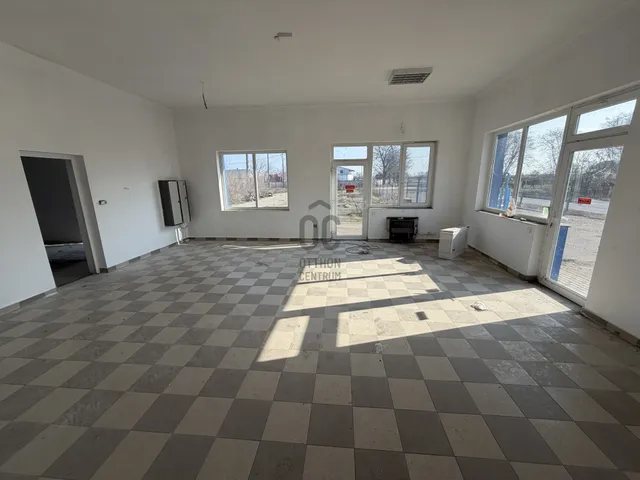 Eladó kereskedelmi és ipari ingatlan Hajdúszoboszló 600 nm