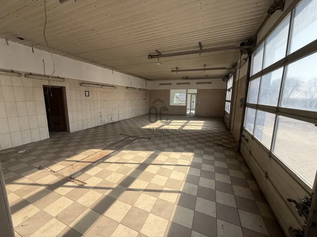 Eladó kereskedelmi és ipari ingatlan Hajdúszoboszló 600 nm