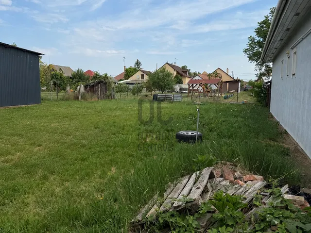 Eladó telek Hajdúszoboszló 411 nm