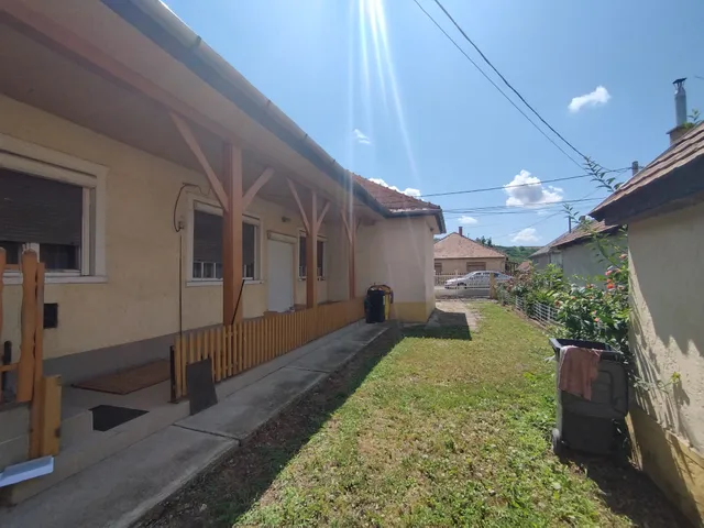 Eladó ház Felsődobsza 120 nm