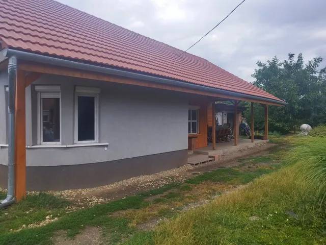 Eladó ház Onga 76 nm