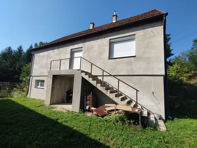 Eladó ház Cserépváralja 179 nm