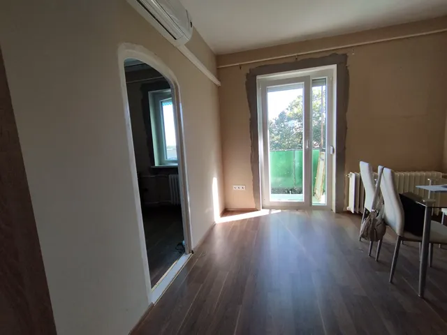 Eladó lakás Tiszaújváros 42 nm