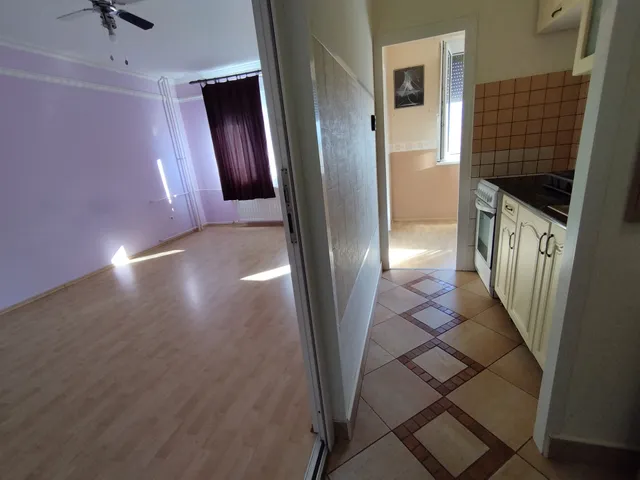 Eladó lakás Kazincbarcika, Belváros 35 nm