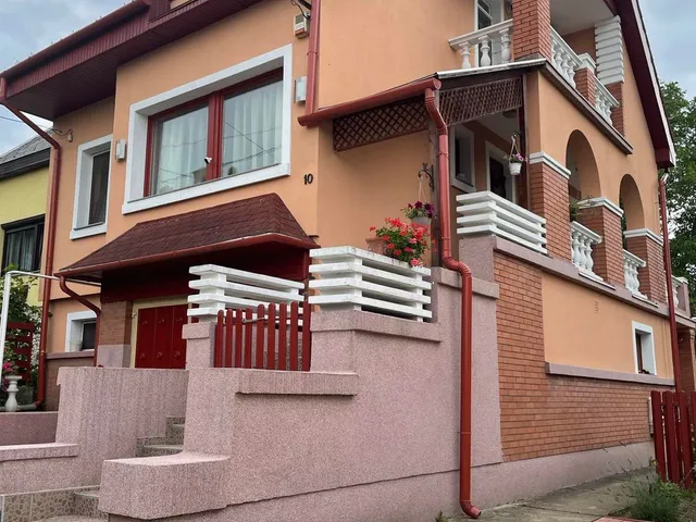 Eladó ház Miskolc, Miskolctapolca 135 nm