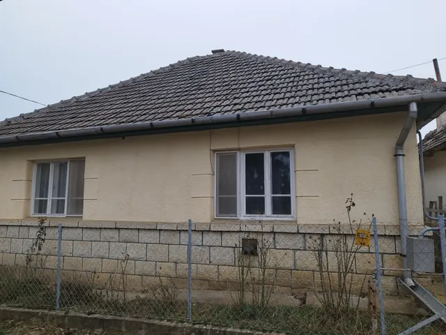 Eladó ház Prügy 75 nm
