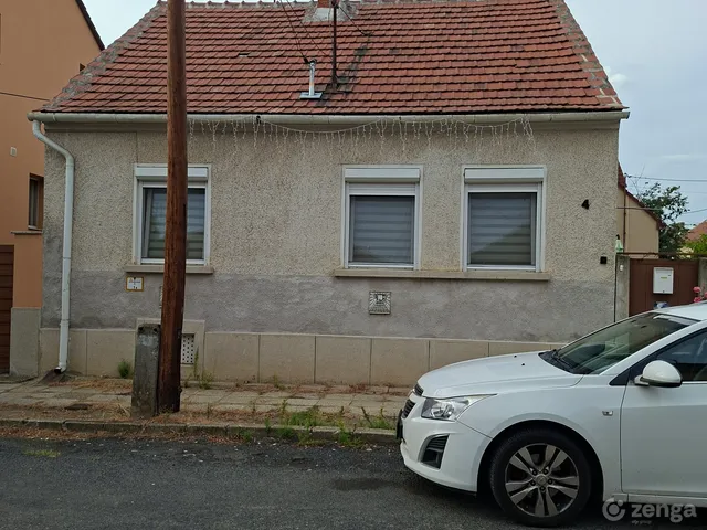 Eladó ház Szombathely, Ifjúsági lakótelep 55 nm