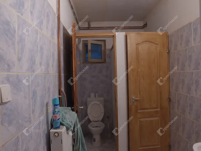 Eladó kereskedelmi és ipari ingatlan Monor 120 nm