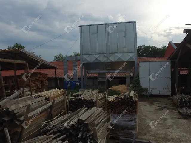 Eladó kereskedelmi és ipari ingatlan Monor 120 nm