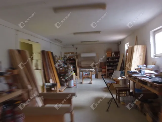 Eladó kereskedelmi és ipari ingatlan Monor 120 nm