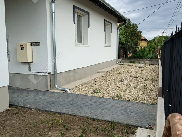 Eladó ház Tápióság 80 nm