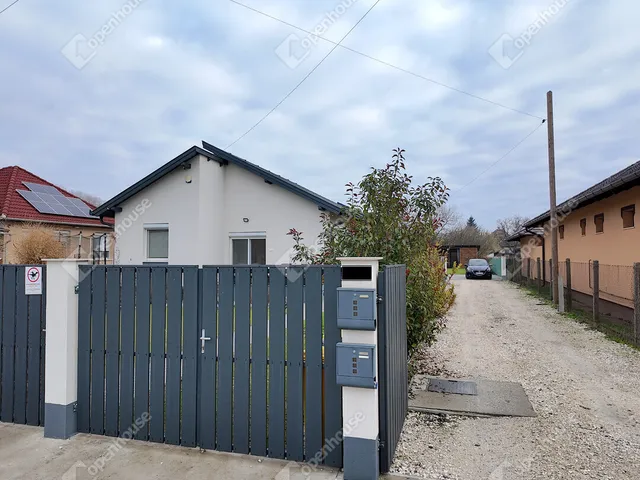 Eladó lakás Monor 105 nm