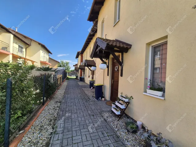 Eladó lakás Gyömrő 64 nm