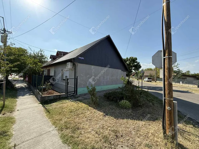 Eladó ház Monor 92 nm