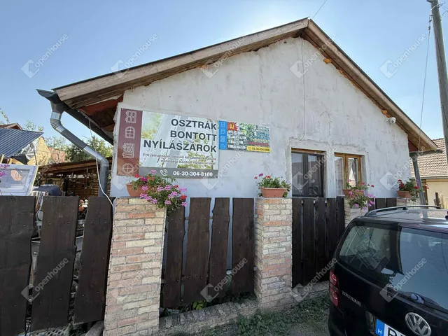 Eladó ház Monor 92 nm