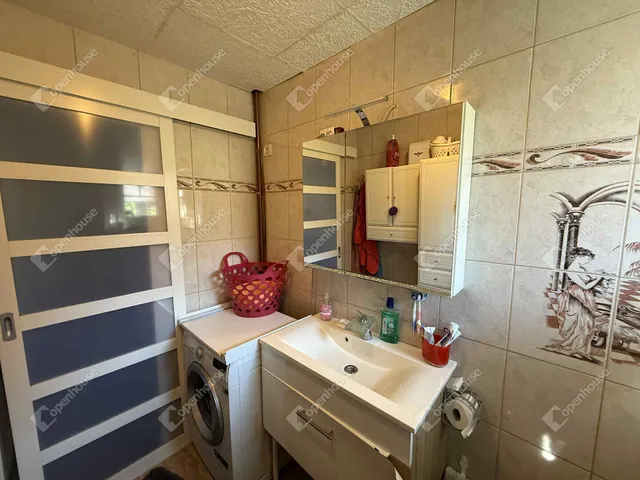 Eladó ház Monor 92 nm