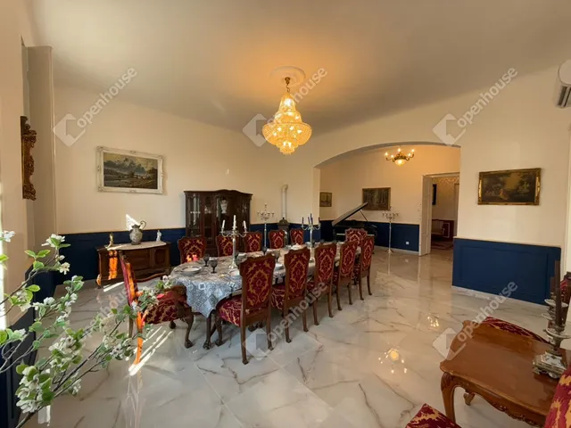 Eladó ház Albertirsa 271 nm