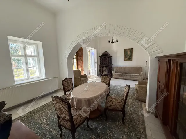 Eladó ház Albertirsa 271 nm