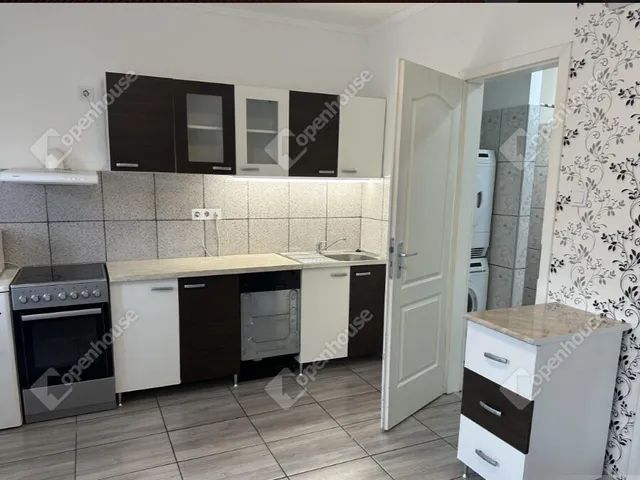 Eladó ház Gyömrő 278 nm