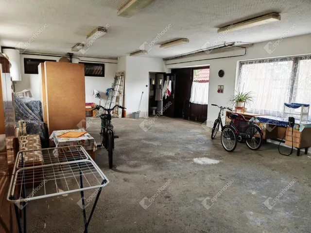 Eladó ház Vecsés 184 nm