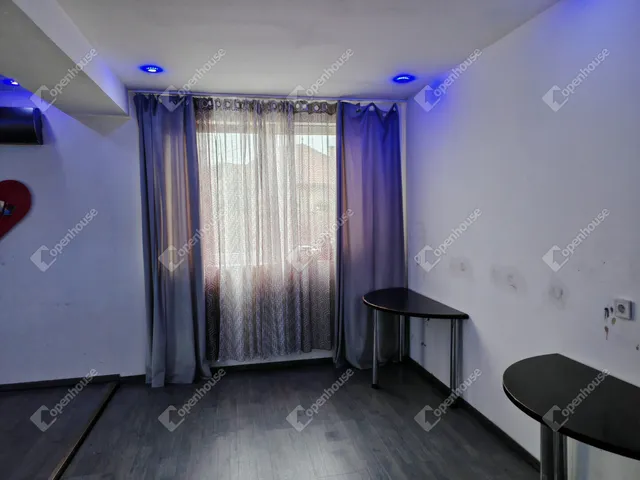 Eladó ház Üllő 32 nm